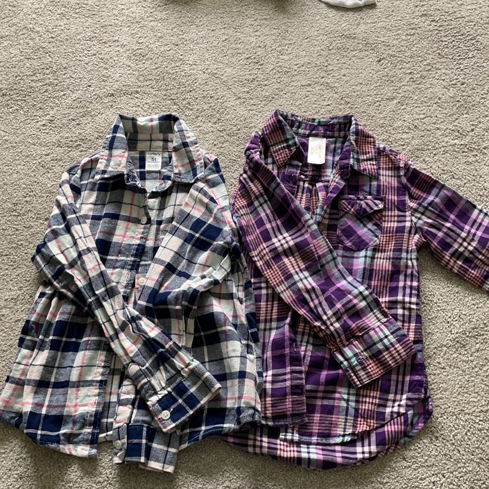 (2) plaid patterned button up shirts